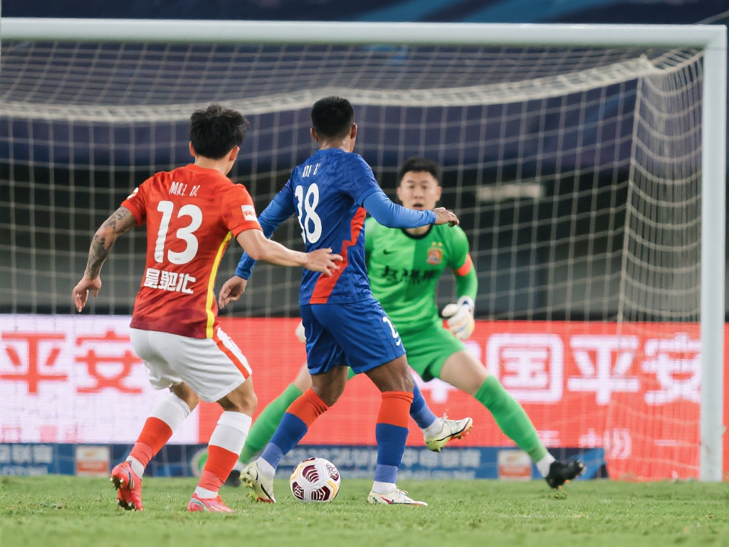 中超第9轮战况解析：实力争锋与赛场回眸