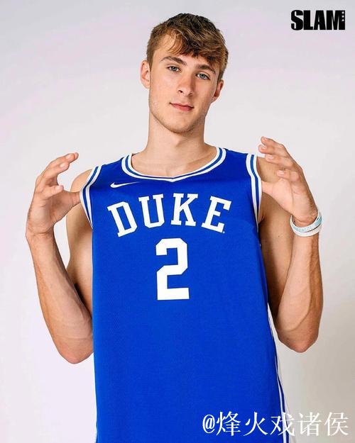 弗拉格单场42分破纪录,18岁球员超越詹姆斯37分历史新高 弗拉格单场42分破纪录,18岁球员超越詹姆斯37分历史新高